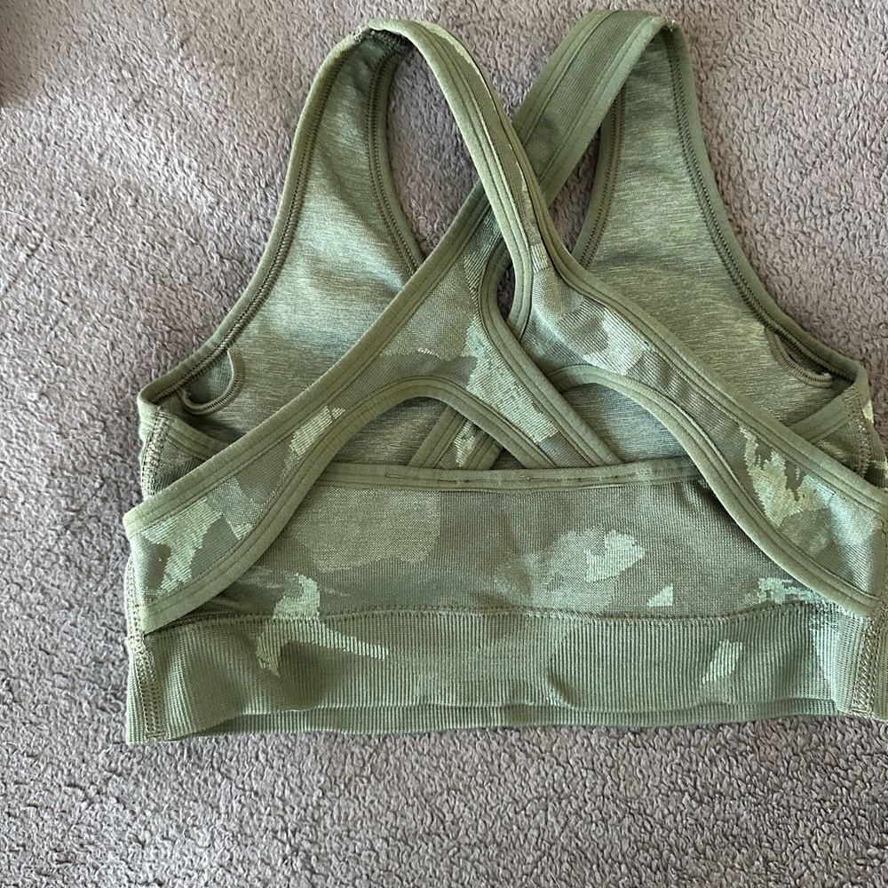 Gymshark Olive Camo Sports Bra - Picture 2 of 2